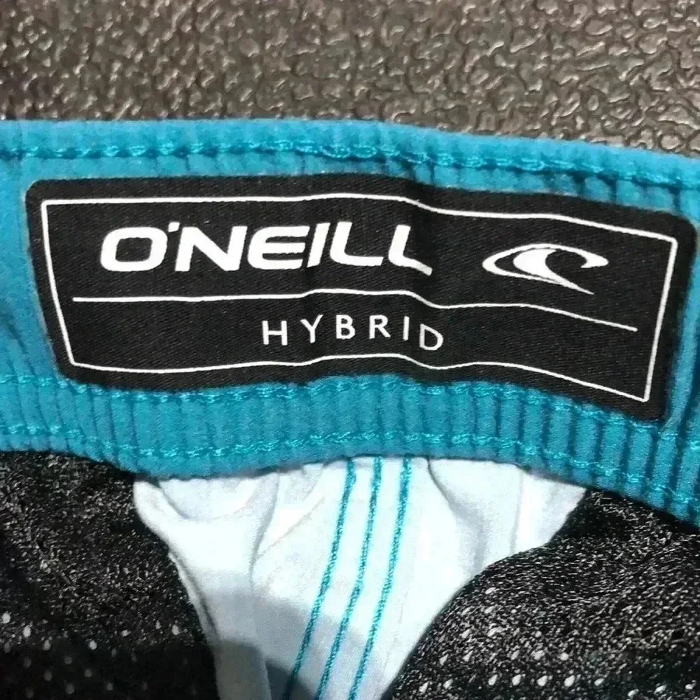 O’Neill Hybrid Ombré aqua shorts,hip/back pockets,lined,elastic drawstring waist